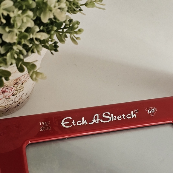 Vintage Spin Master Etch-A-Sketch - Collectible | Nostalgia - Picture 5 of 11